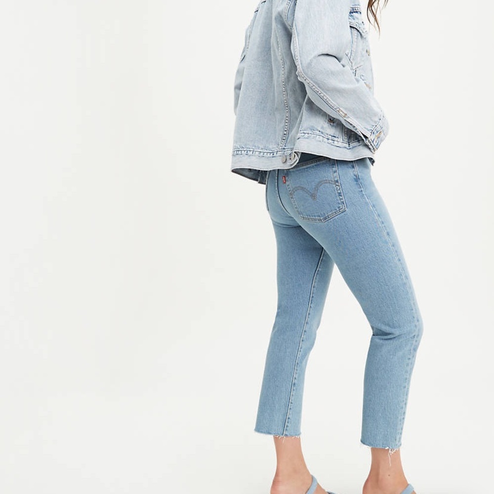 Levi’s Premium Wedgie Straight Jeans Size 27